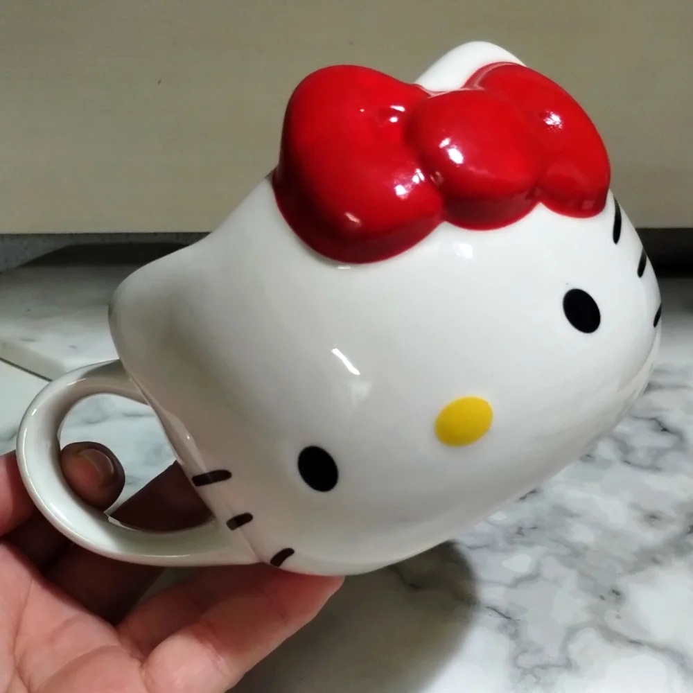 Hello Kitty Mug - Picture 1 of 5